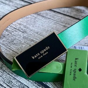 NWT! Kate spade belt with bow and spade logo. Genuine leather, Available M and L